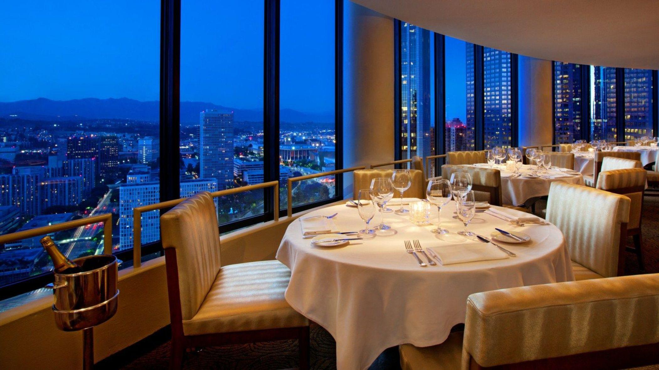 The Westin Bonaventure & Suites, Angeles Hotel 4*